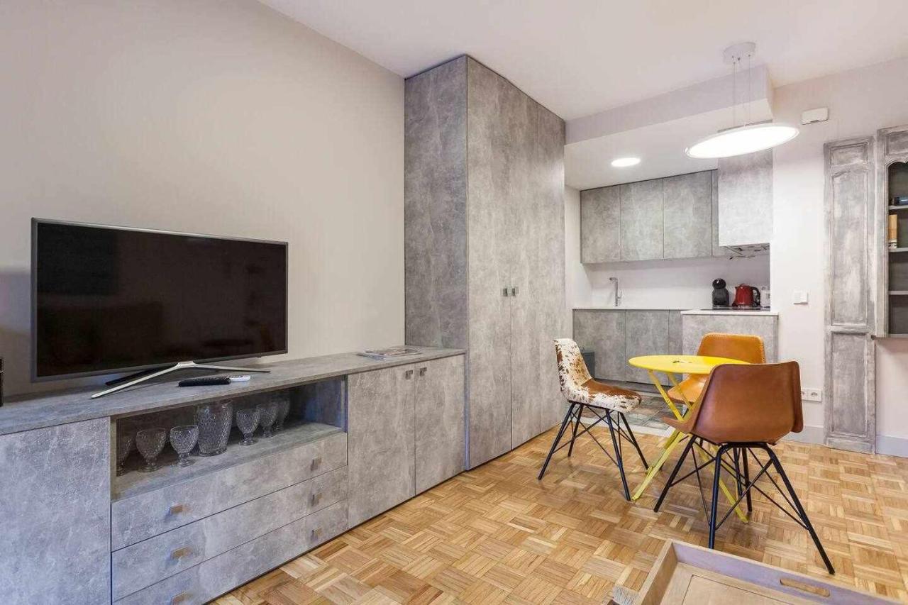 Ferienwohnung Apartamento Lujo Castellana Chamartin Madrid Exterior foto
