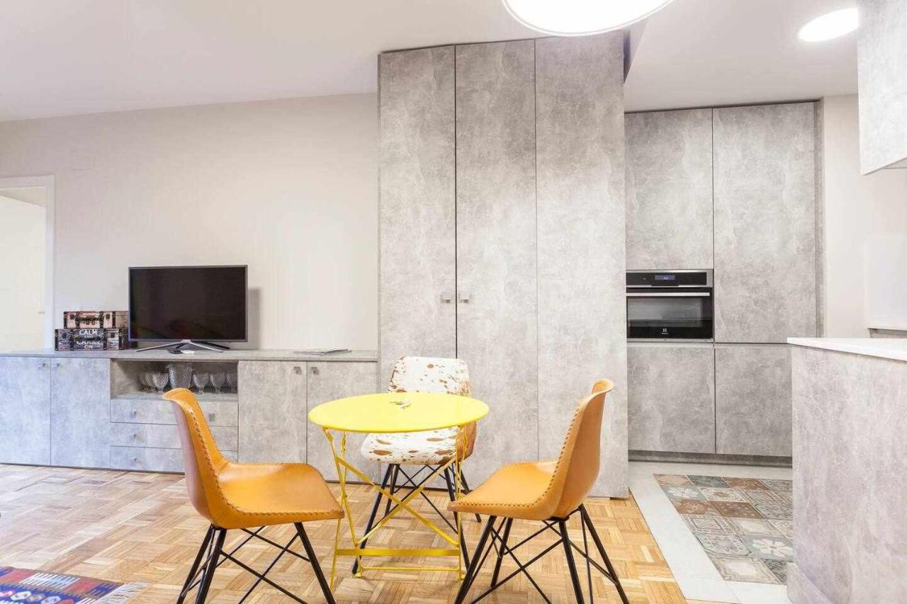 Ferienwohnung Apartamento Lujo Castellana Chamartin Madrid Exterior foto