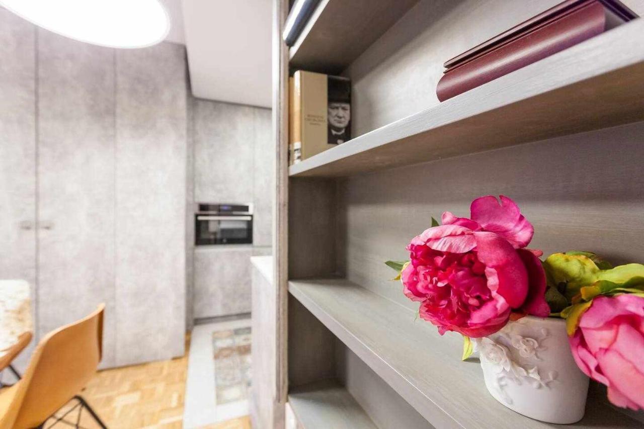 Ferienwohnung Apartamento Lujo Castellana Chamartin Madrid Exterior foto