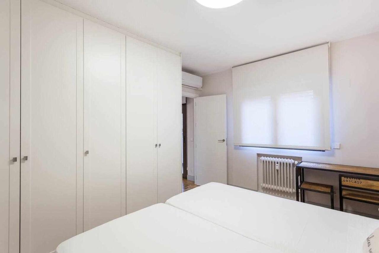 Ferienwohnung Apartamento Lujo Castellana Chamartin Madrid Exterior foto